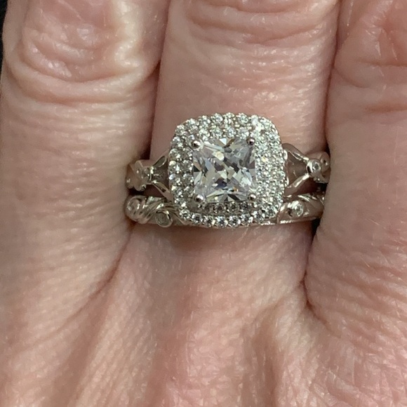 Sterling Silver CZ Vintage Engagement Ring Set Size 7 - Picture 10 of 10